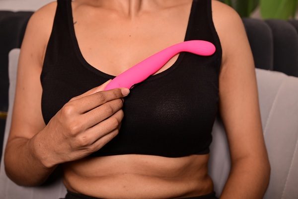 Slim N Sleek Vibrator For Women (1)