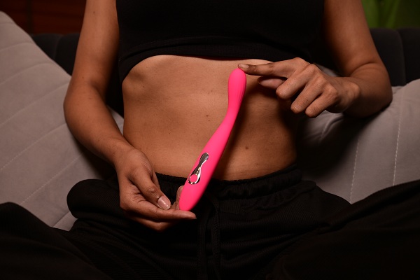 Slim N Sleek Vibrator For Women (1)