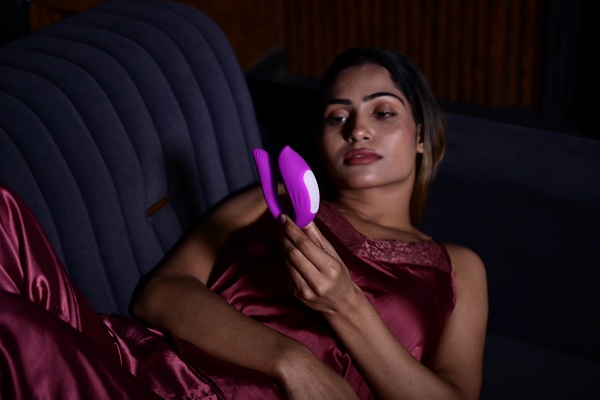 10 Suction Dual G Spot And Clit Stimulation Rechargeable Vibrator (4) 10 Suction Dual G Spot And Clit Stimulation Rechargeable Vibrator (1)